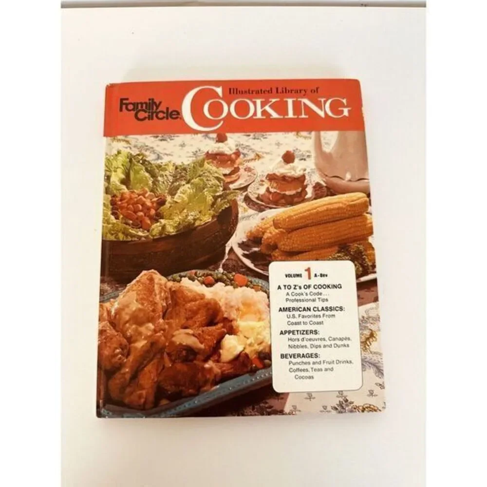 Family Circle Illustrated Library Of Cooking- Vol 1 (A-Bev) 1972 Good‎ Condition